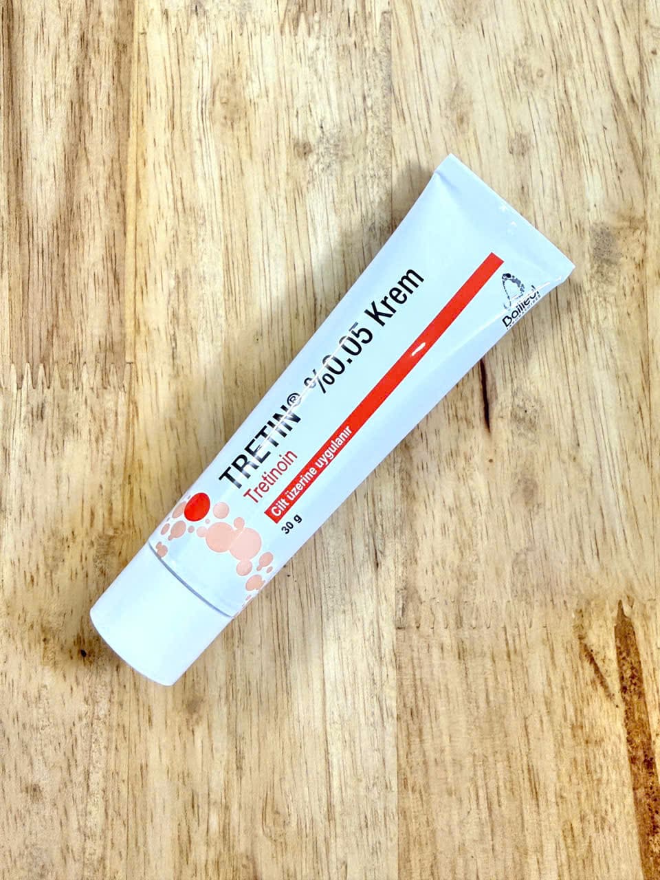 Tretin Tretinoin Bailleul Laboratories 0,05 % Krem chống lão hóa da - trị mụn và các vấn đề về da - trẻ hóa giúp da căng bóng