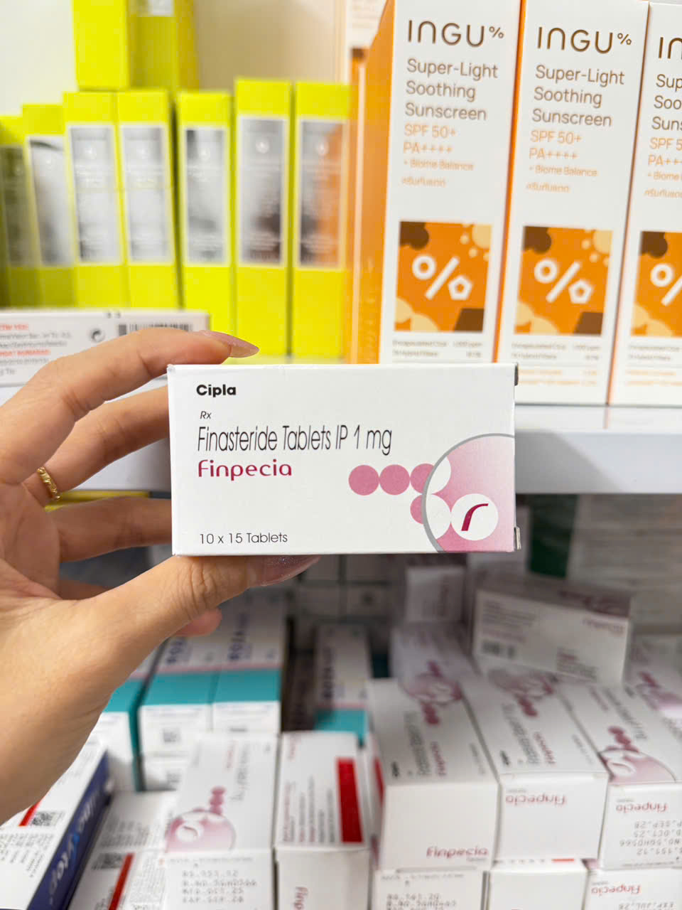 F-Pecia  viên uống mọc tóc finasteride 1mg ( mẫu mới 100 -150 viên ) date luôn mới nhất