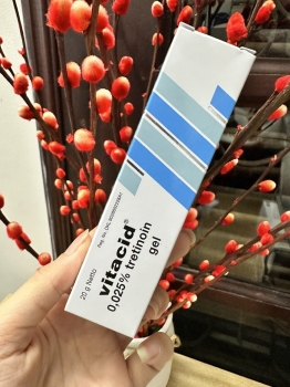 Vitacid tretinoin Gel 0.025% trị mụn và chống lão hoá da chính hãng