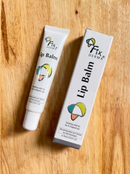 Son Dưỡng Môi Lip Balm 15ml Cải Thiện Nứt Nẻ Môi